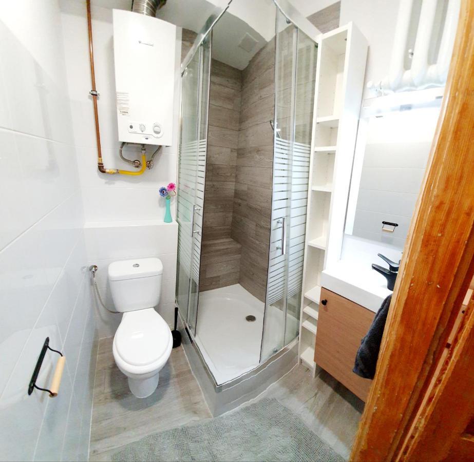 Separated Kitchen, Fast Internet Aleja 3 Maja 2M80 Warszawa Eksteriør bilde